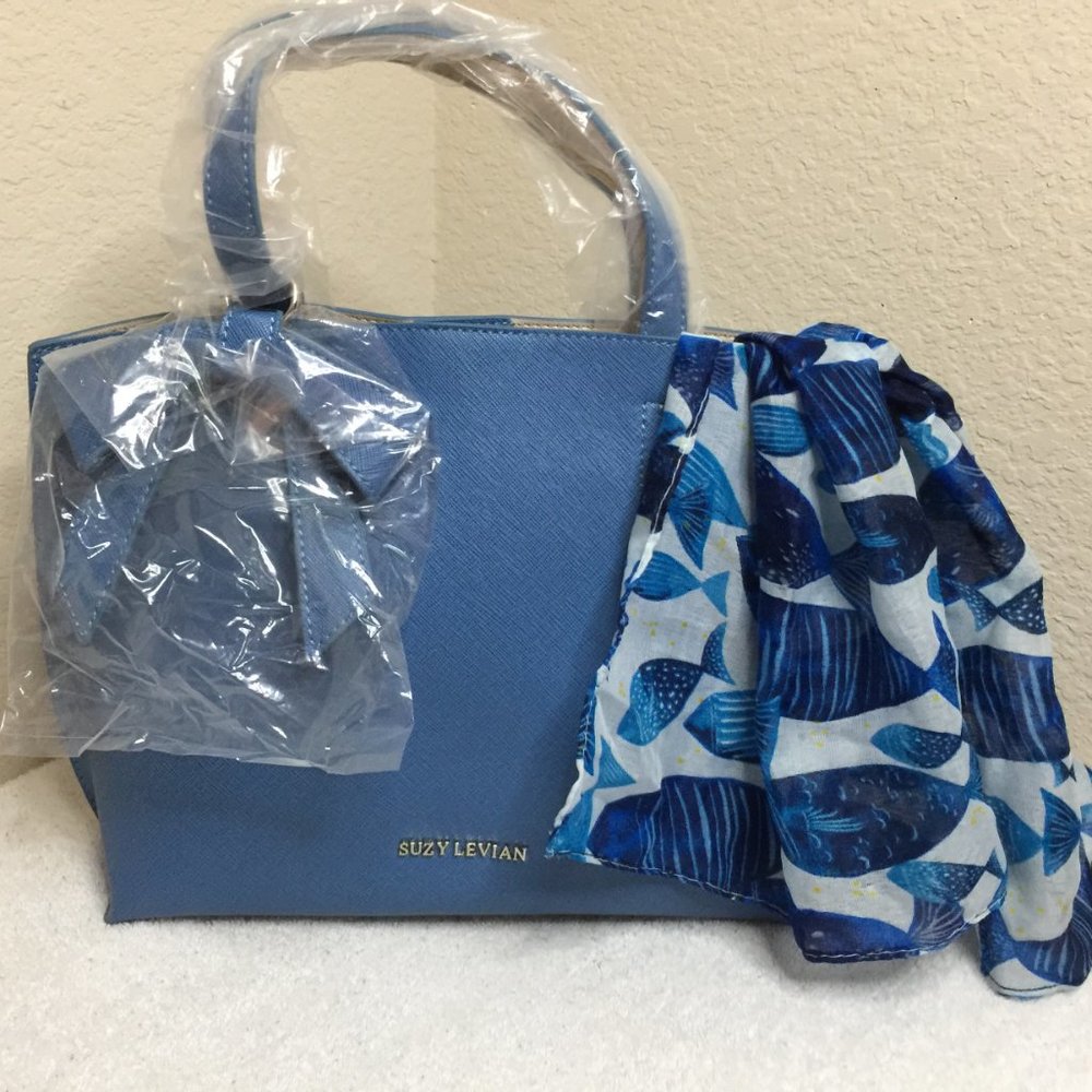 Suzy Levian BabyBlue Mini Tote Bag with Bow and butterfly - Picture 4 of 8